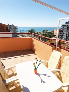 MAGNÍFICO ÁTICO, ENORME TERRAZA, PLAYA Y PÁRKING.